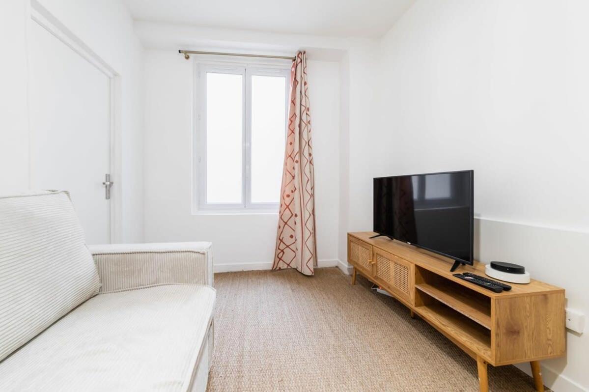 Jolie 2 Pieces 35M2 Bien Equipee 4P - Paris 20 - Flat-Guest Appartement Buitenkant foto